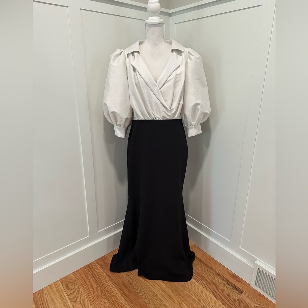 Badgley Mischka Ball Gown Formal Dress